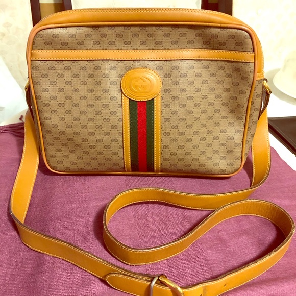Gucci Handbags - Sold Authentic Gucci Vintage Sling Bag